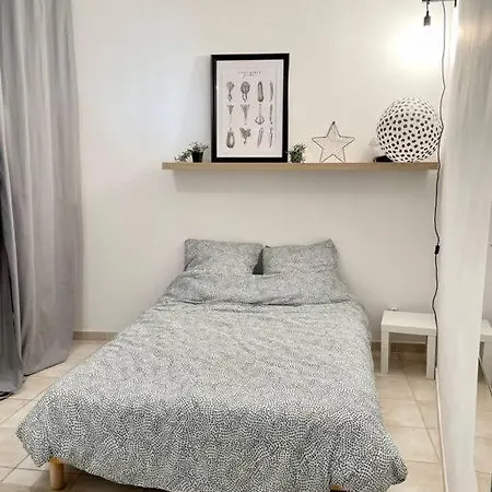 Prázdninový dům Maison Avec Exterieur Proche Guilhem Le Desert