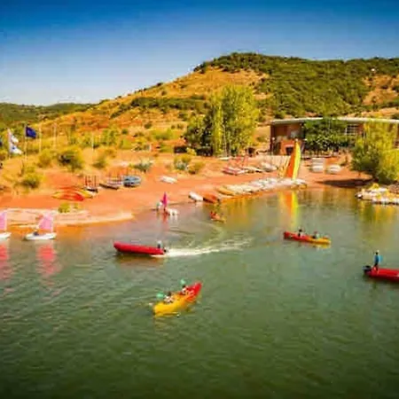 Casa vacanze Maison Avec Extérieur Proche Guilhem Le Desert *